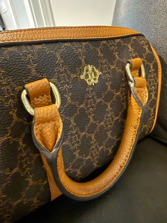 Purses bundle - Picture 3 of 7